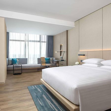Courtyard By Marriott Shenzhen Bao'An Hotel Exterior foto