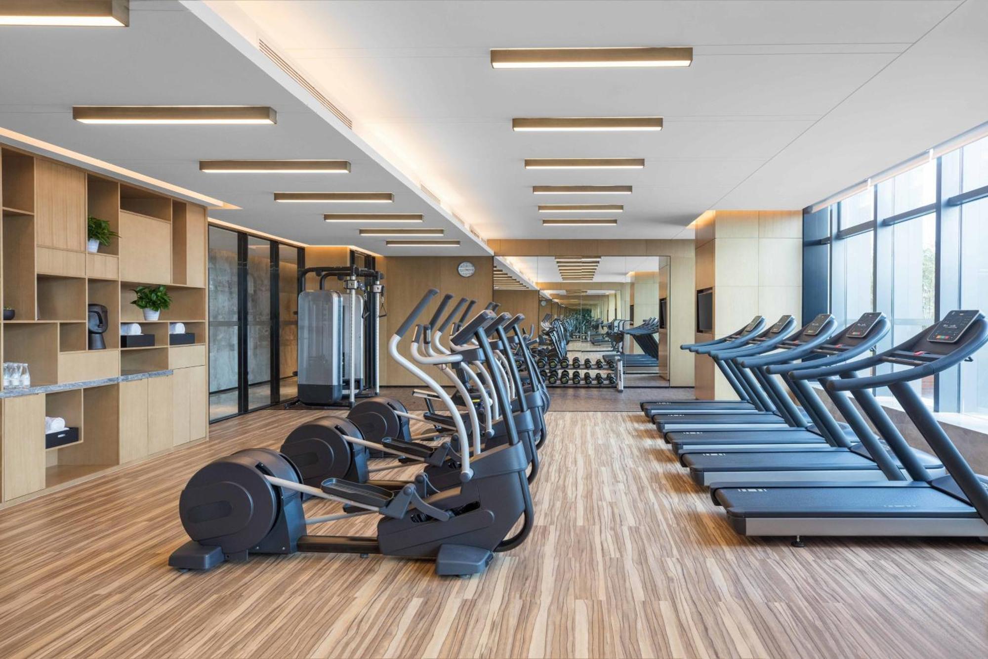 Courtyard By Marriott Shenzhen Bao'An Hotel Exterior foto