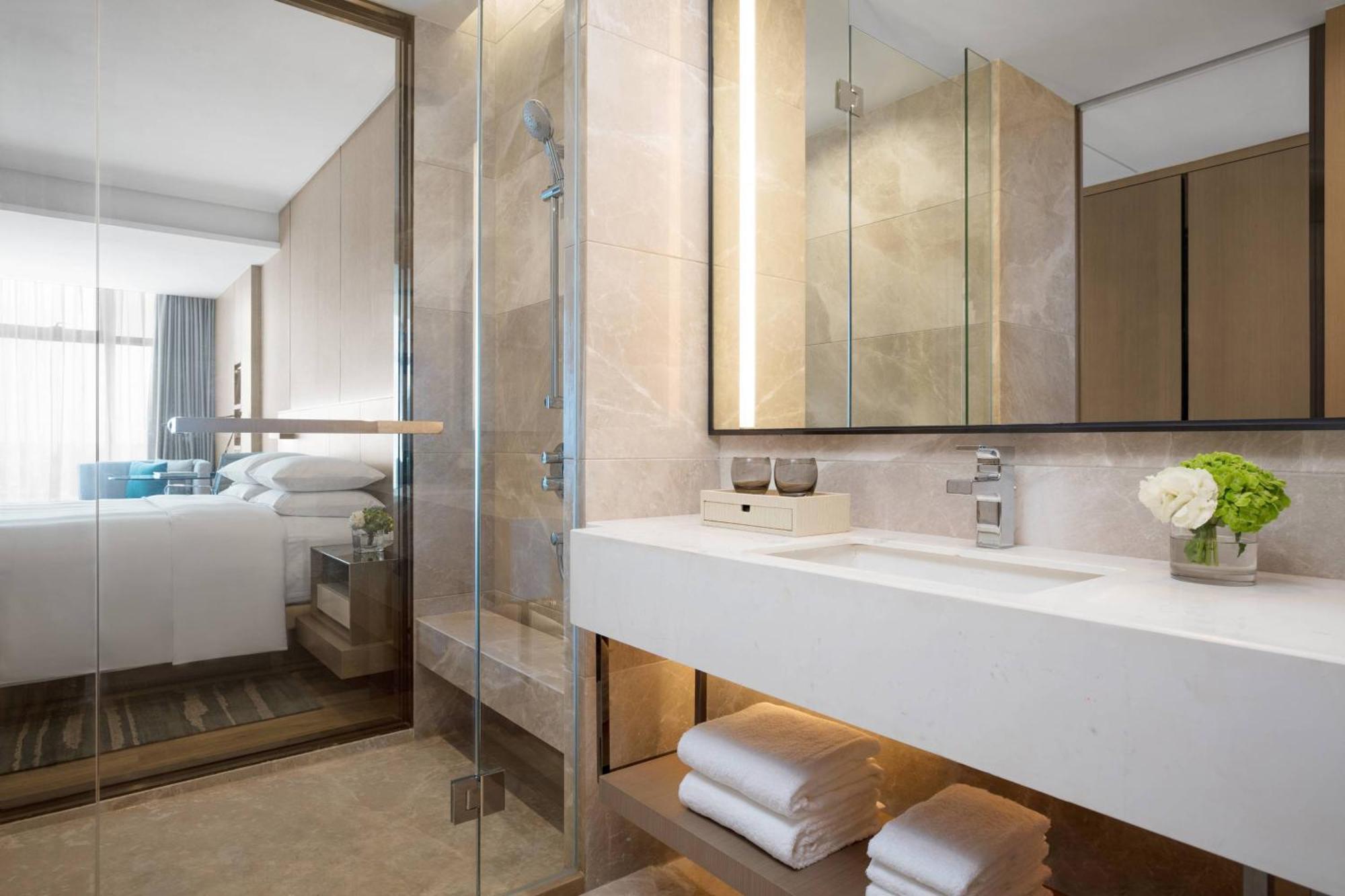 Courtyard By Marriott Shenzhen Bao'An Hotel Exterior foto